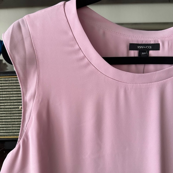 RW&CO - Silky Crepe Cap Sleeve Blouse - Picture 2 of 3